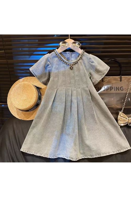 طفل بنت صيفية فستان    