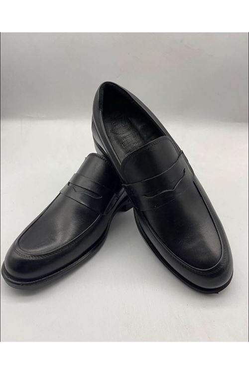 الاحذية رجالية صيفية كلاسيك 