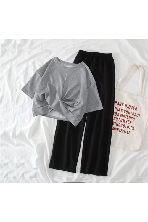 ملابس نسائية صيفية تراك