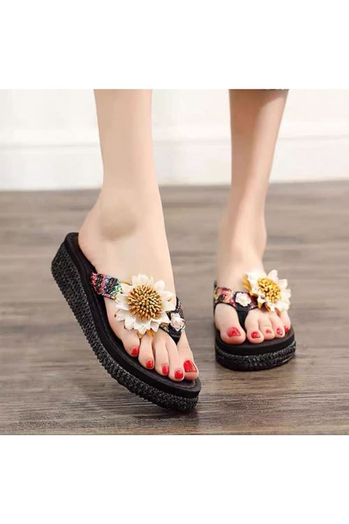 ‎الأحذية النسائية  الصيفية شحاته 