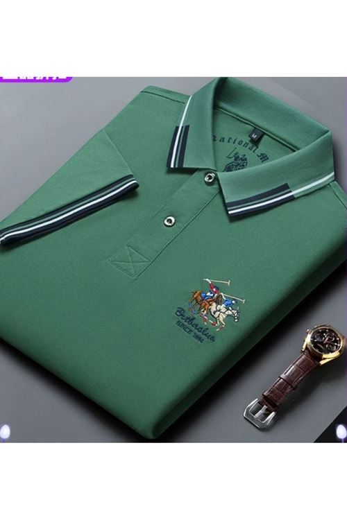 ملابس رجالية صيفية تيشيرت