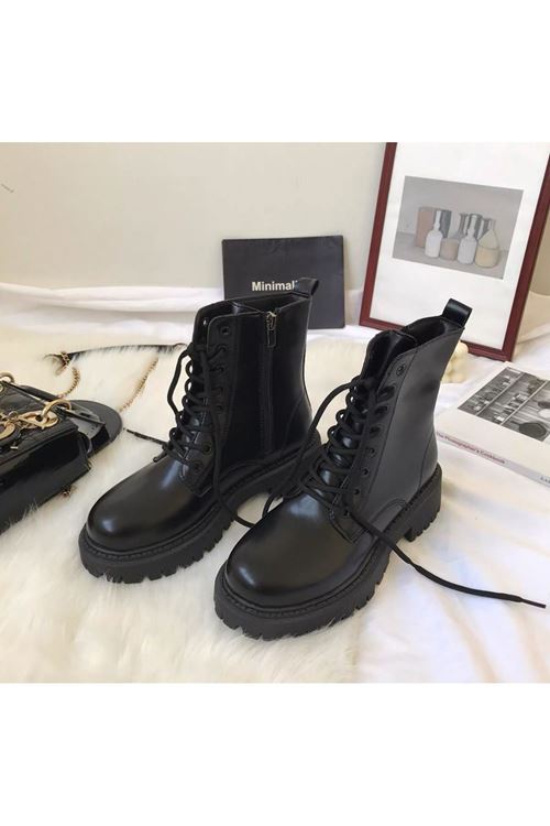 احذية نسائية شتوية بوت قصير فلات