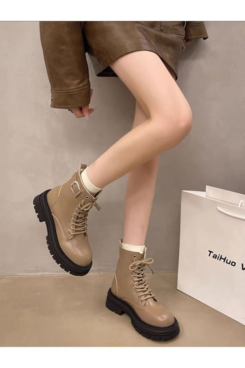 احذية نسائية شتوية بوت قصير فلات