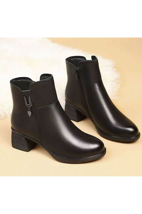 احذية نسائية شتوية بوت قصير كعب