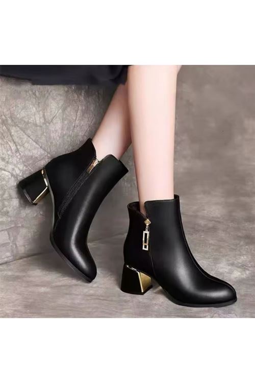 احذية نسائية شتوية بوت قصير كعب 