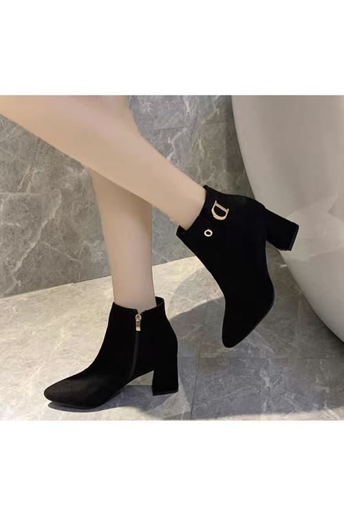 احذية نسائية شتوية بوت قصير كعب  