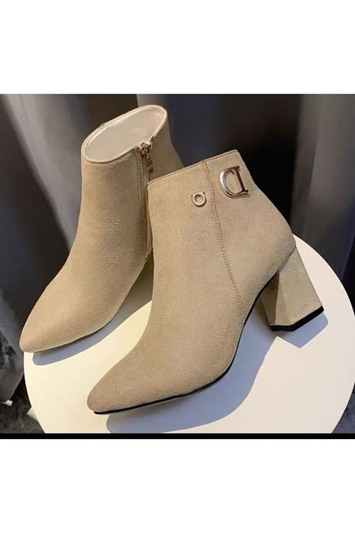 احذية نسائية شتوية بوت قصير كعب  