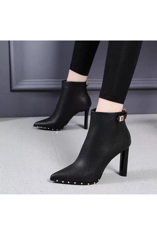 أحذية نسائية شتوية بوت قصير كعب	