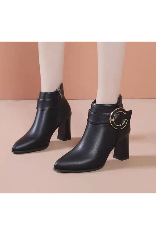 احذية نسائية شتوية بوت قصير كعب    