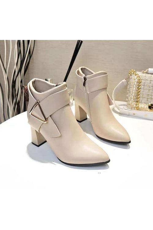 احذية نسائية شتوية بوت قصير كعب