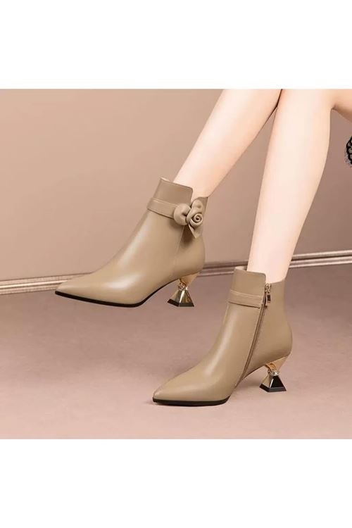 احذية نسائية شتوية بوت قصير كعب 