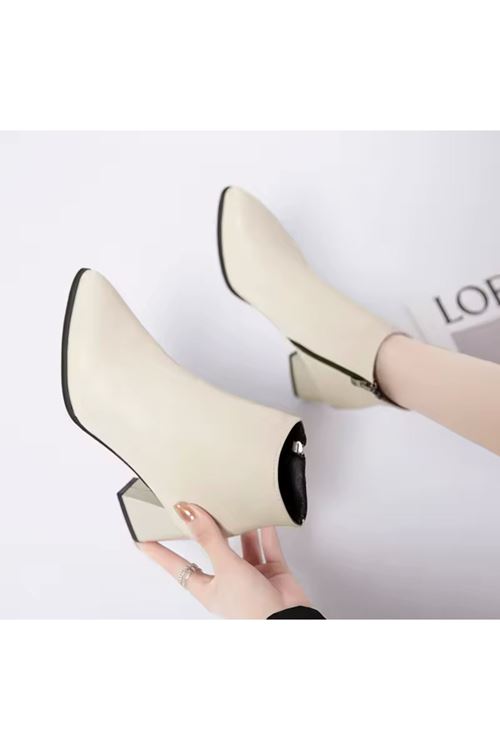 احذية نسائية شتوية بوت قصير كعب