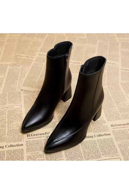 أحذية نسائية شتوية بوت قصير كعب	