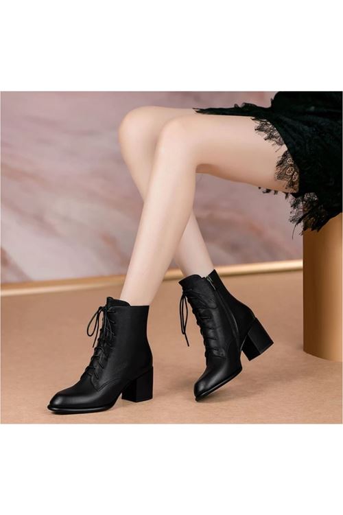 الأحذية النسائية الشتوية بوت قصير  كعب 