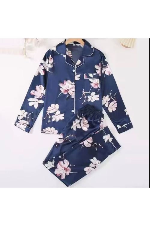 الملابس  النسائية  الصيفيّة  تراك