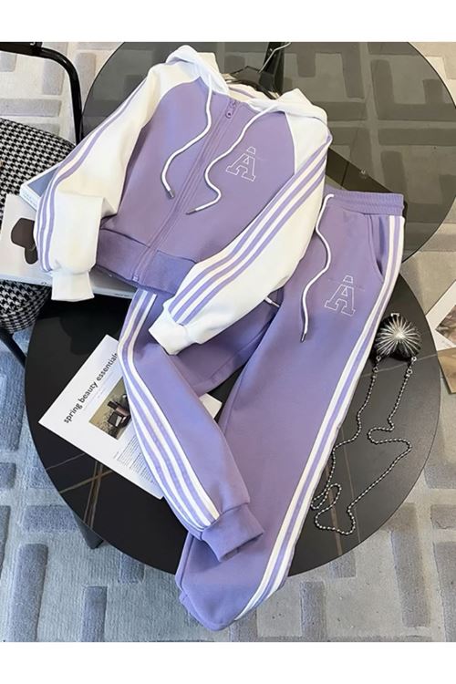 ملابس نسائية شتوية تراك 