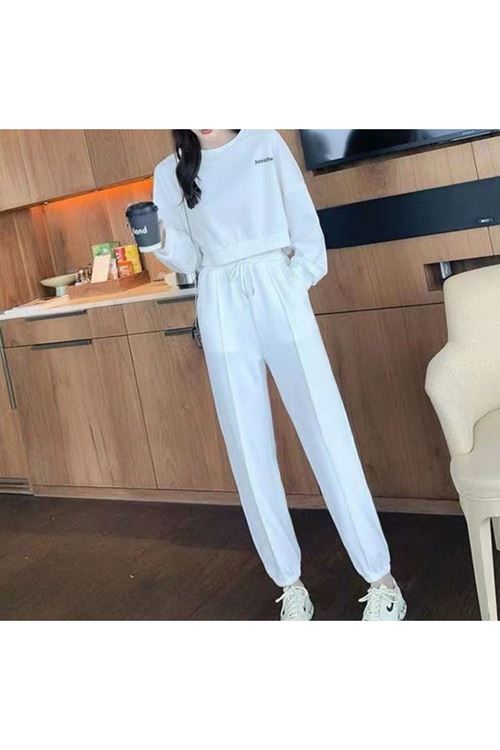 ملابس نسائية شتويه تراك