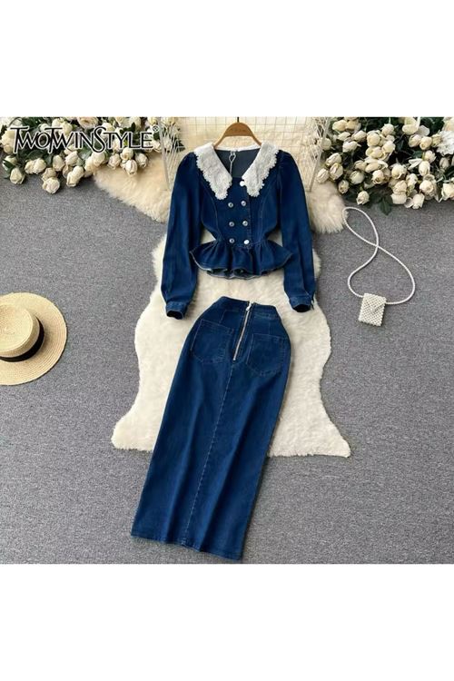 ملابس نسائية شتويه تنورة وجاكيت