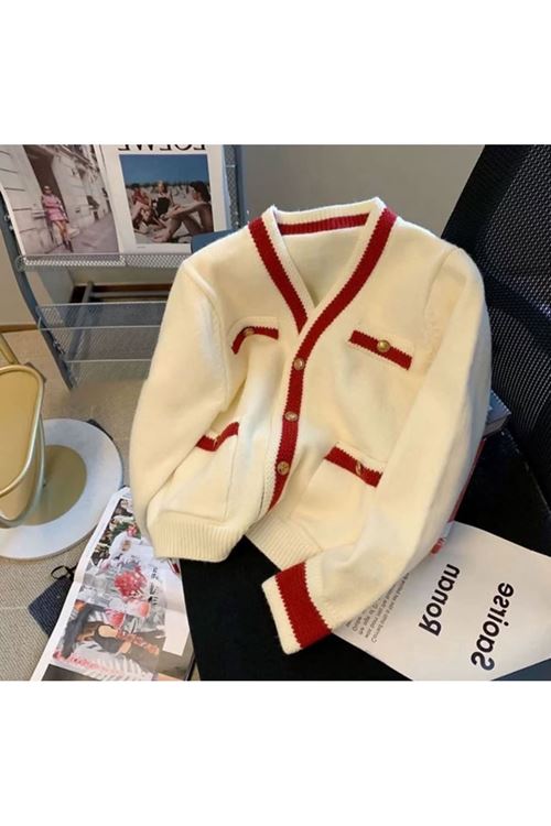 ملابس نسائية شتوية ستره صوف 