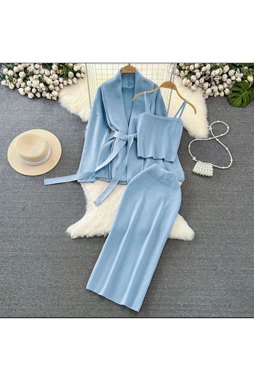 ملابس نسائية شتويه تنورة وجاكيت