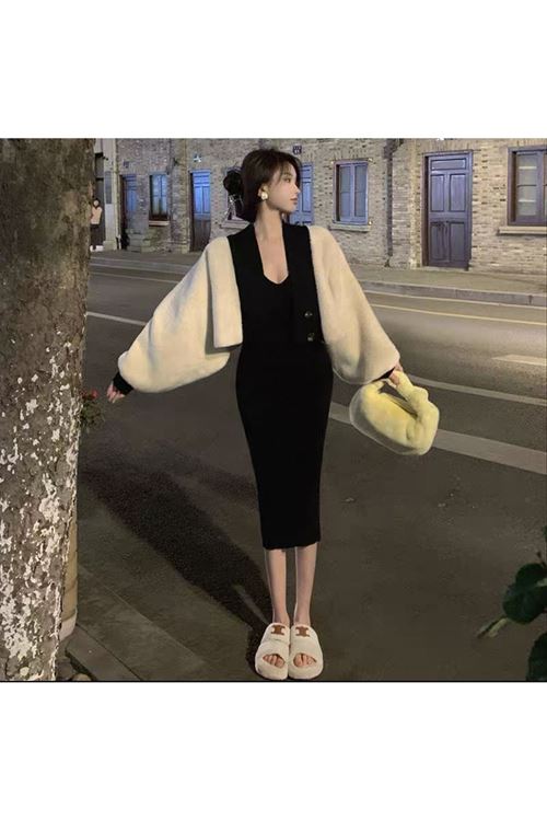 ملابس نسائية شتوية فستان