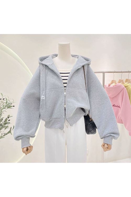 ملابس نسائية شتوية هودي