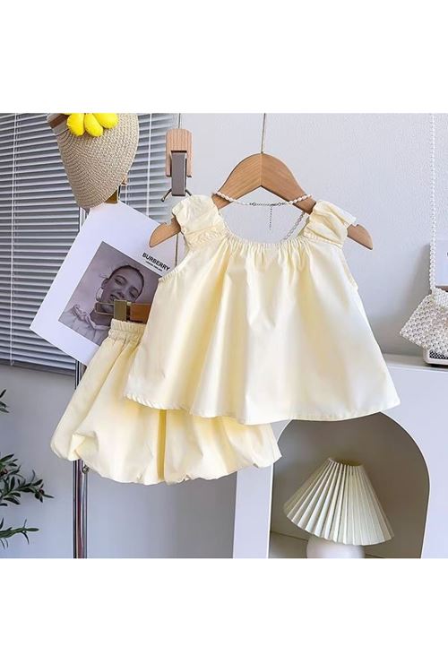 طفل بنت صيفية قاط