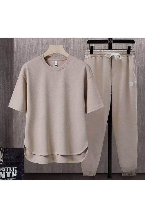 ملابس رجالية صيفية تراك 