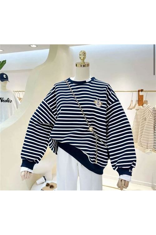 ملابس نسائية شتوية بلوز