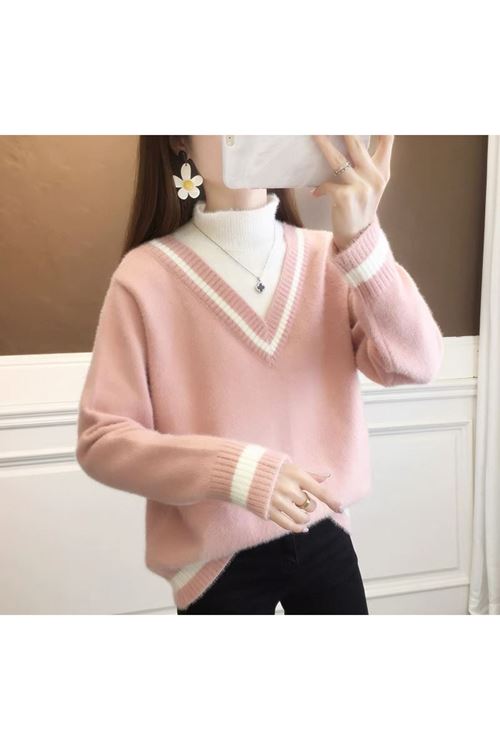 ملابس نسائية شتوية بلوز  