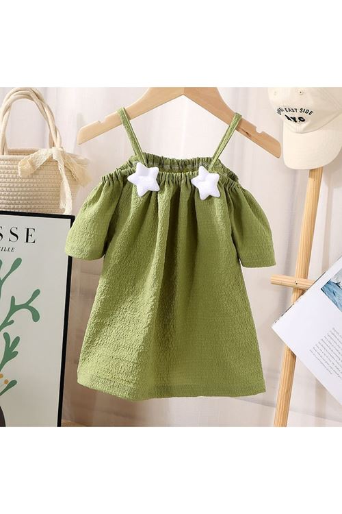 طفل بنت صيفية فستان