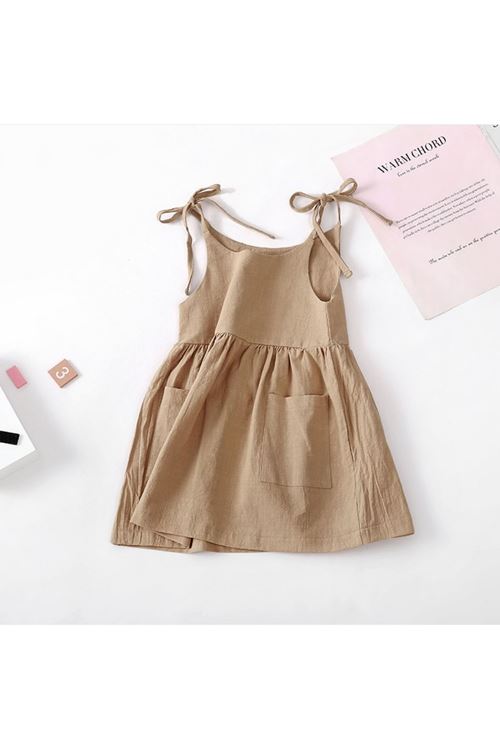 طفل بنت صيفية فستان