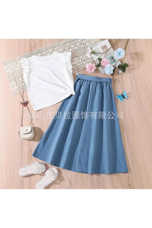 طفل بنت صيفية تنورة و قميص 