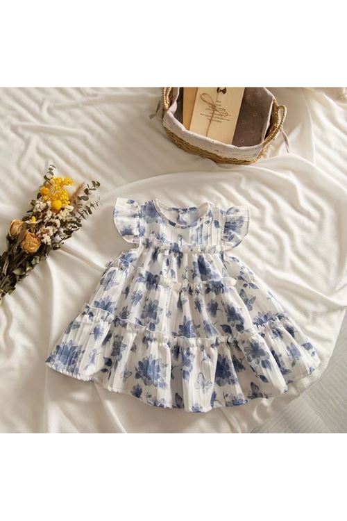 طفل بنت صيفية فستان