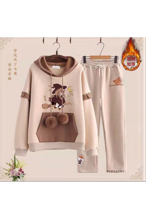 ملابس نسائية شتوية تراك