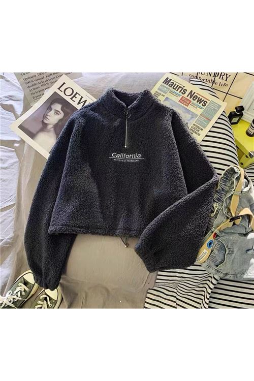 ملابس نسائية شتوية بلوز