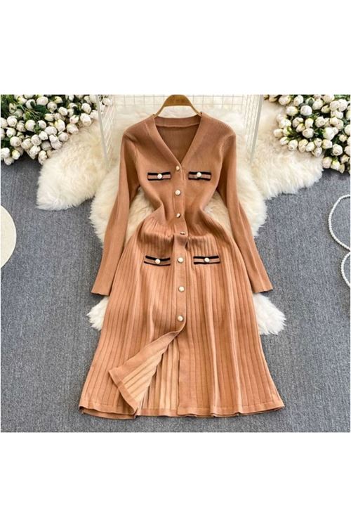 ملابس نسائية شتوية فستان