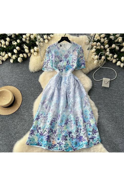 ملابس نسائية صيفية فستان 