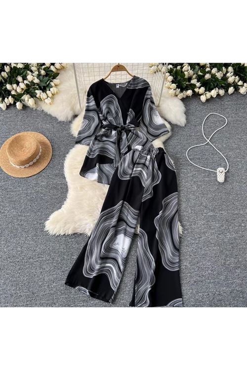 ملابس نسائية صيفية قاط 