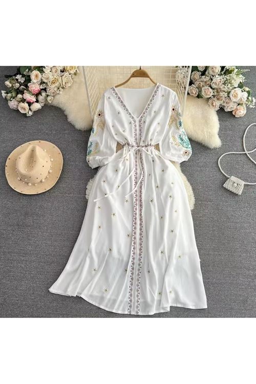 ملابس نسائية صيفية فستان