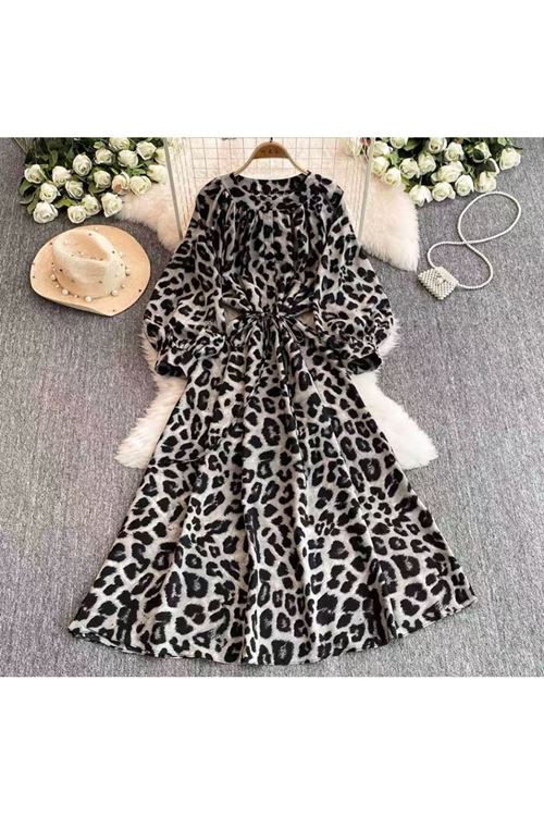 ملابس نسائية صيفية فستان 