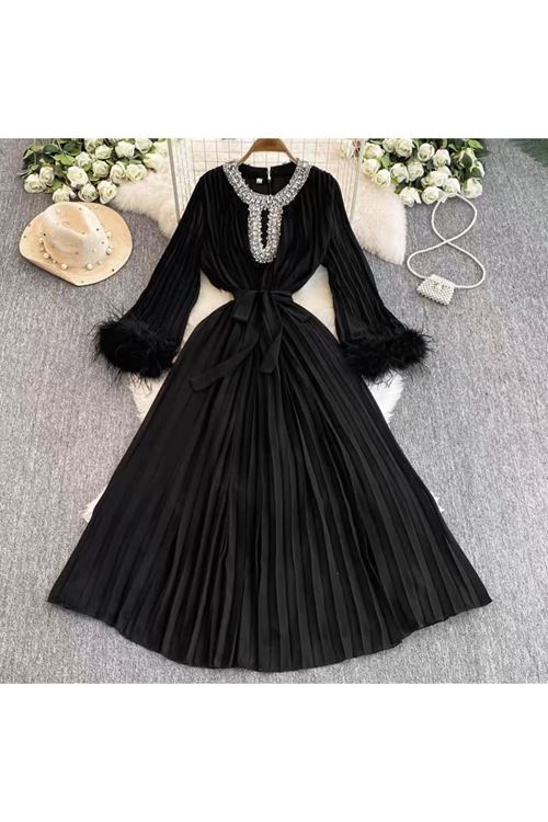 ملابس نسائية صيفية فستان  