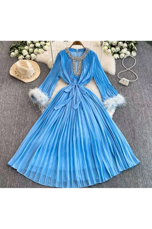 ملابس نسائية صيفية فستان  