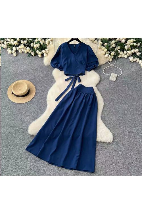 ملابس نسائية صيفية تنورة و قميص  