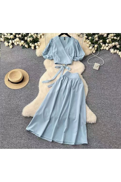 ملابس نسائية صيفية تنورة و قميص  