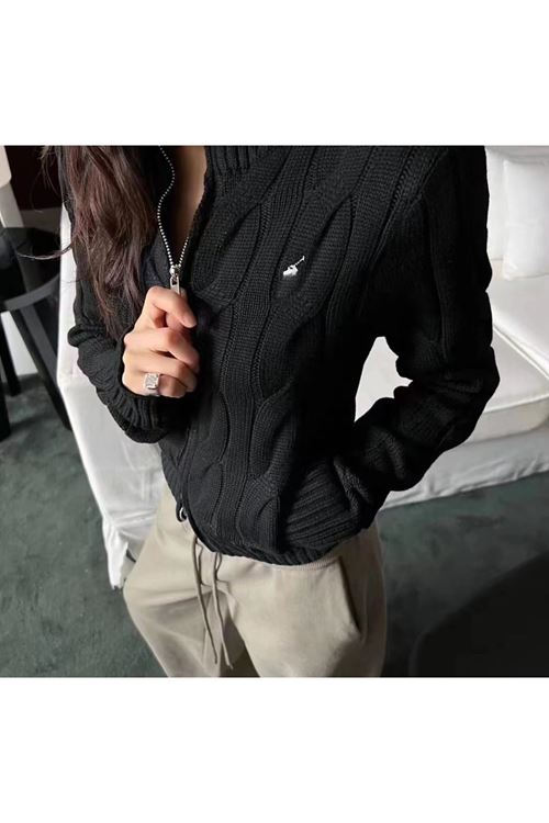 ملابس نسائية شتوية جاك