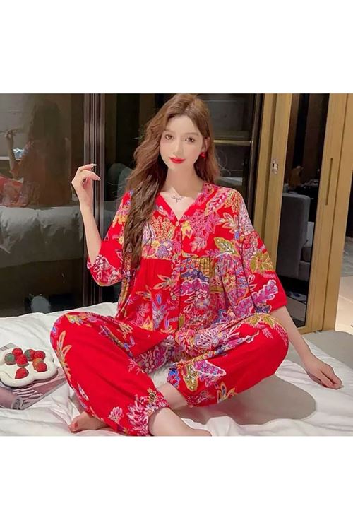 ملابس نسائية صيفية تراك