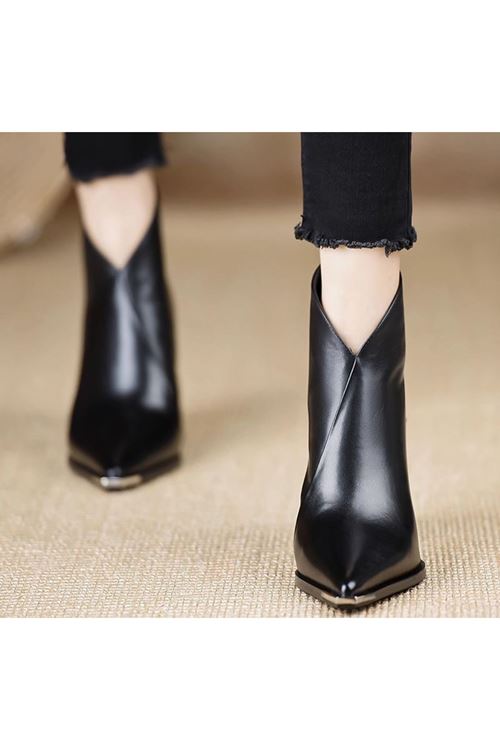 احذية نسائية شتوية بوت قصير كعب 