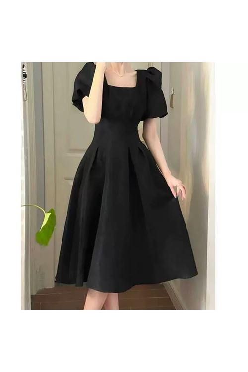 ملابس نسائية صيفية فستان  