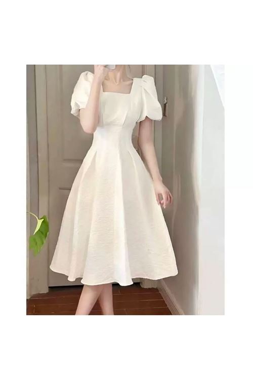 ملابس نسائية صيفية فستان  